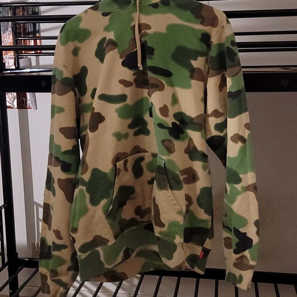 Supreme Camo Hoodie L